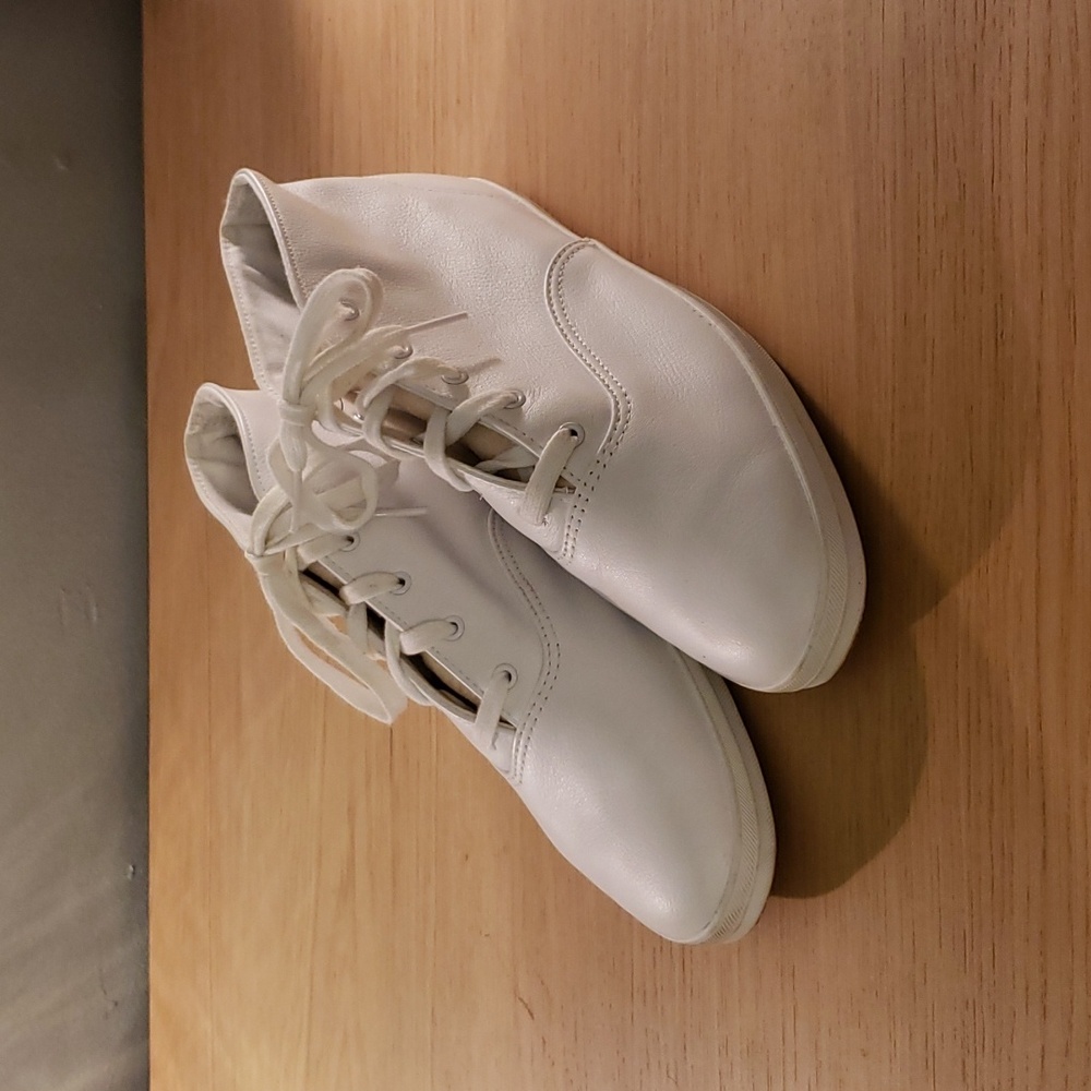 Tennis shoes/booties, Keds, white, size 10